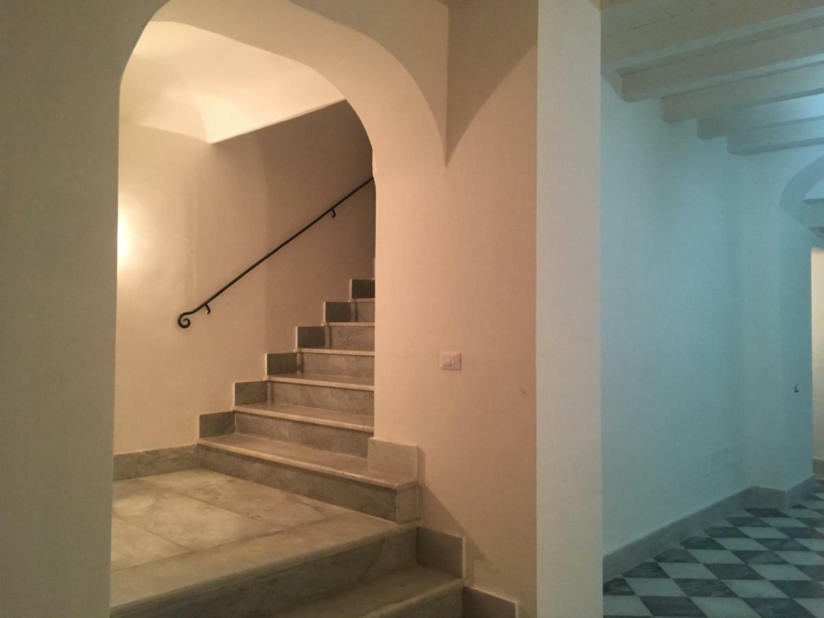 Discesa Delle Capre Studio Confort Palermo Luaran gambar