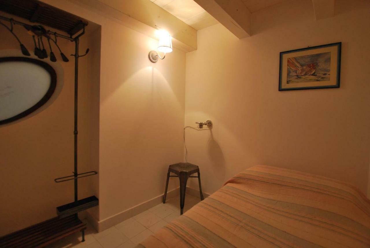 Discesa Delle Capre Studio Confort Palermo Luaran gambar